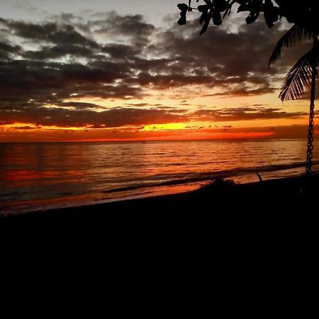 Bali North Beach B&B Tianyar Extérieur photo