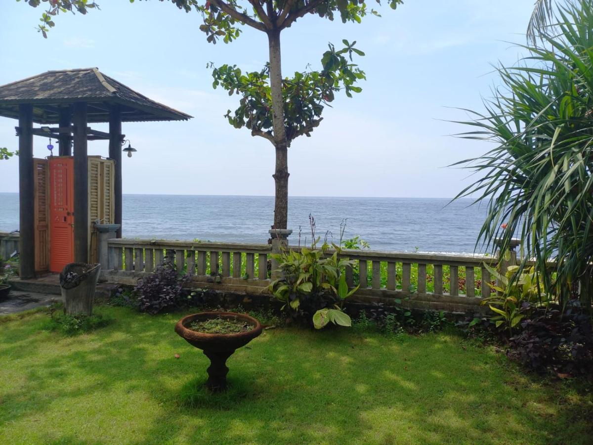 Bali North Beach B&B Tianyar Extérieur photo