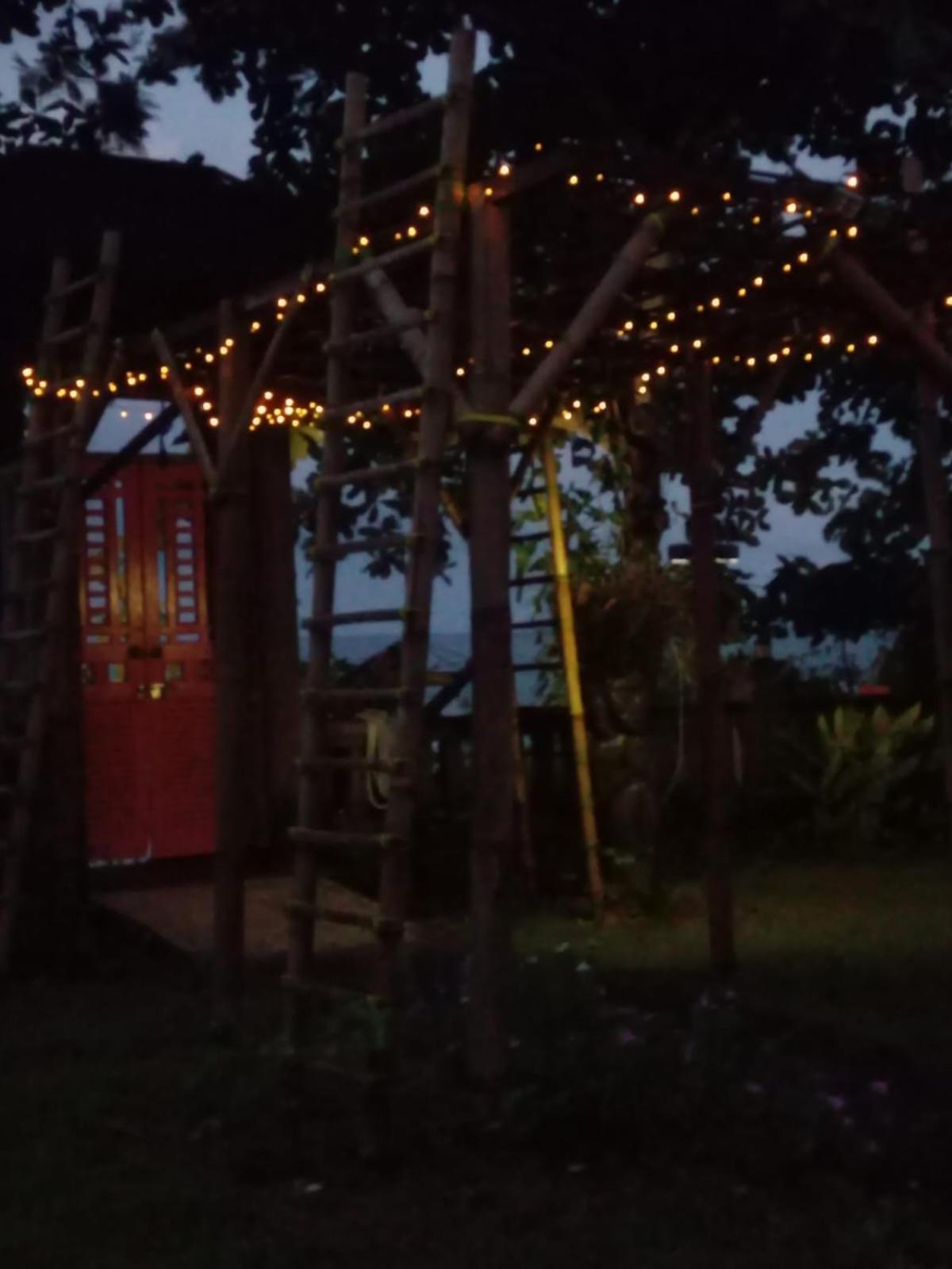 Bali North Beach B&B Tianyar Extérieur photo