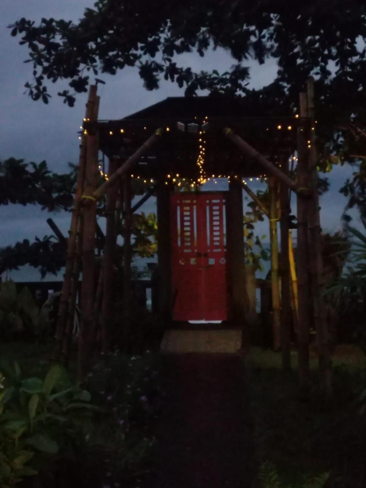 Bali North Beach B&B Tianyar Extérieur photo